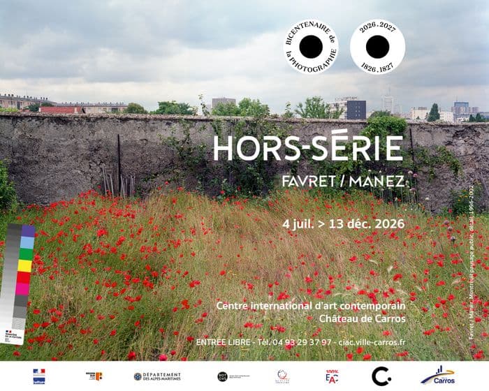 Visite de l'exposition "Hors-série" avec les artistes photographes Favret et Manez et découverte des techniques de conse · photo 1