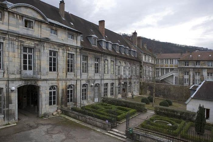 L’hôtel de Courbouzon-Villefrancon, de la cave au grenier ! · photo 1
