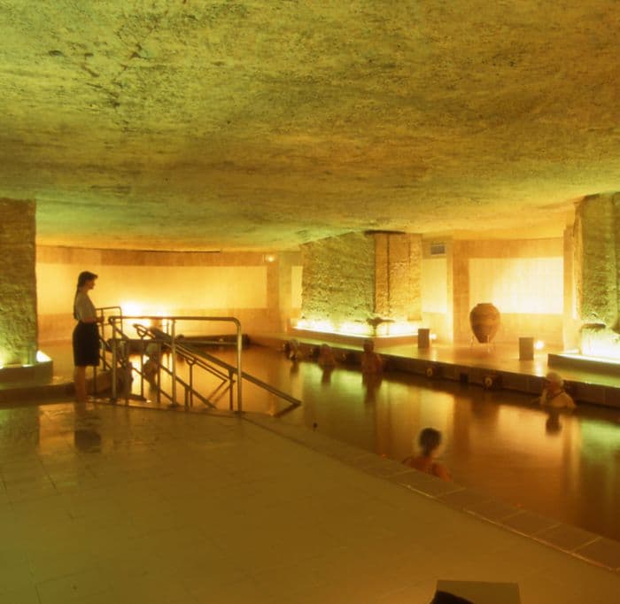 Exposition photographique "40 ans de thermalisme" · photo 1