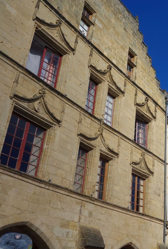 Visite : Bazas : 2 500 ans d’histoire au fil des rues · photo 1