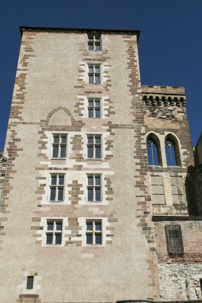 Découverte d'un espace du Château des ducs de Bourbon- La Mal-Coiffée · photo 1