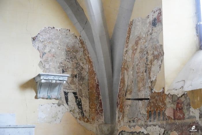 La découverte des peintures médiévales de l’église d’Espis · photo 1