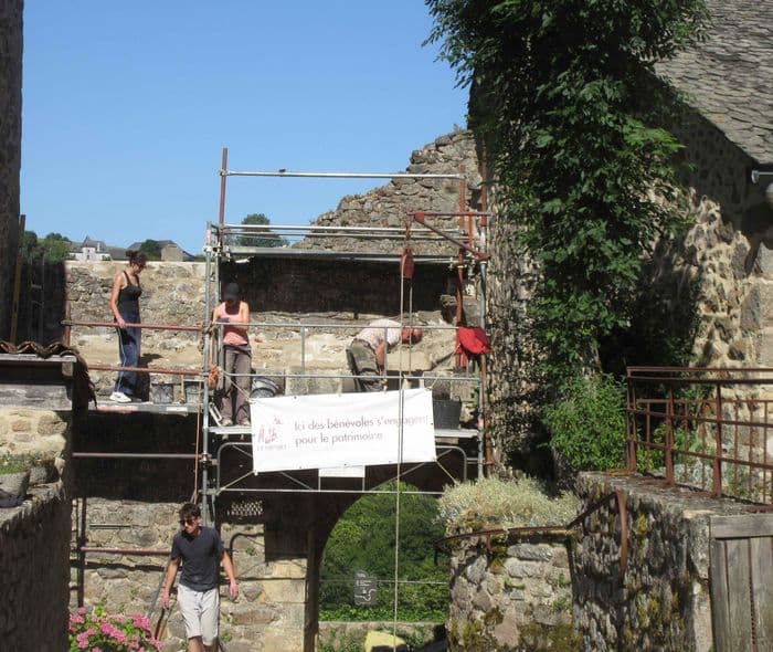 Projection : chantiers bénévoles, patrimoine vivifié · photo 1