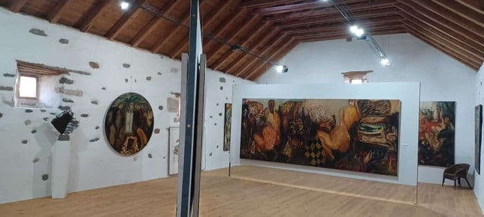 visite guidée de la galerie du peintre I Kawun · photo 1