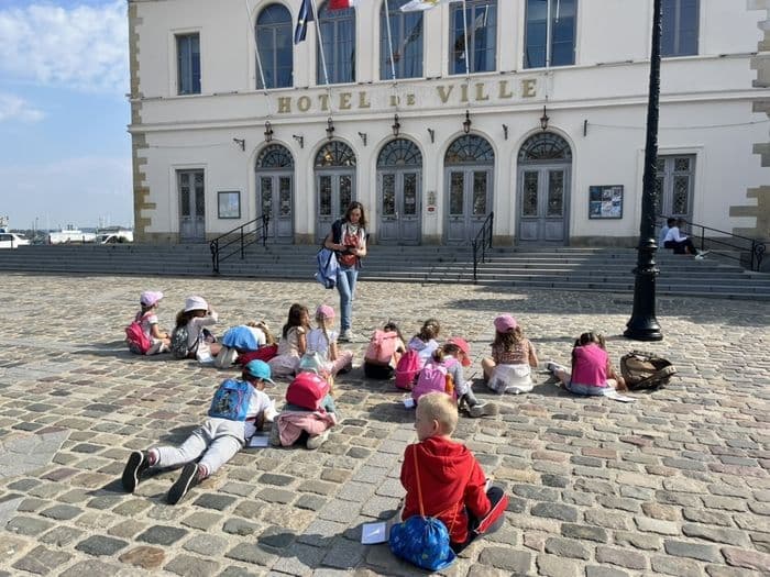 Levez les yeux ! En mission à Honfleur ! · photo 1