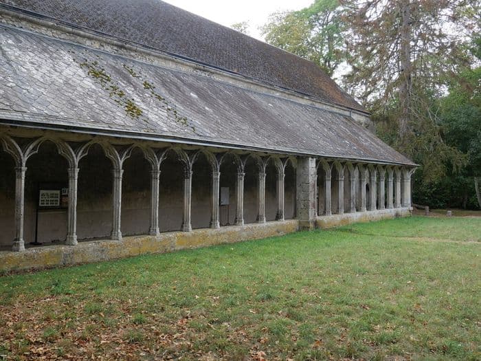 Découverte des vestiges de l'ancienne abbaye · photo 1