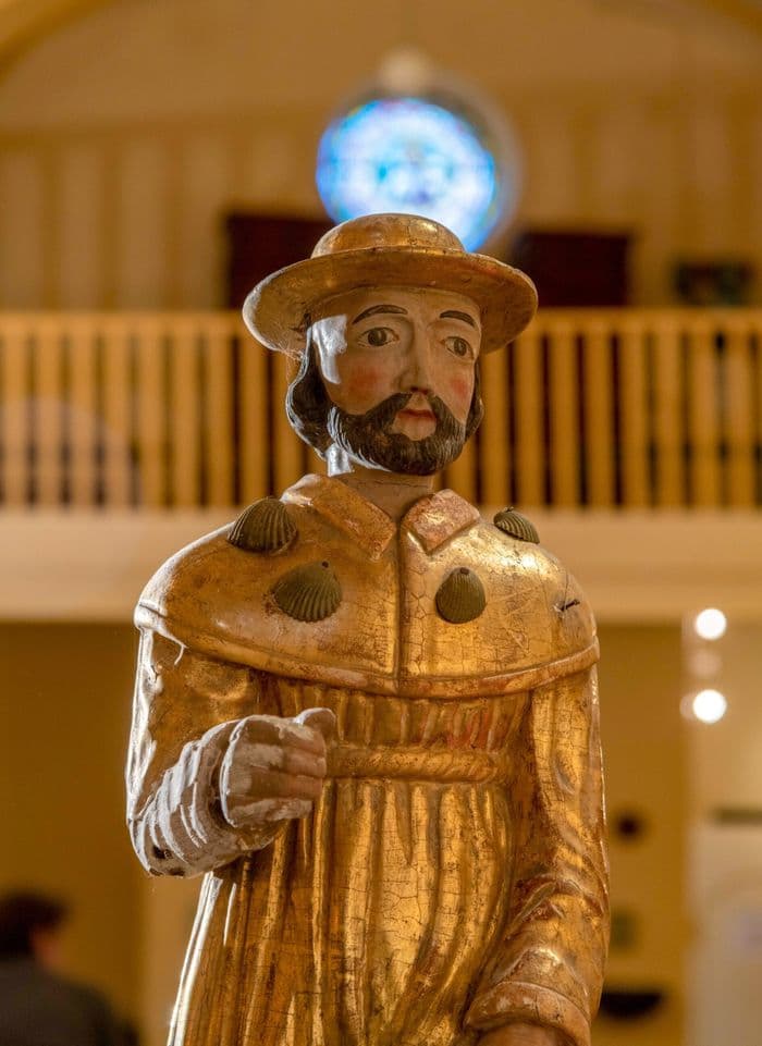 Découvrez cette église du XVIe siècle et ses sculptures remarquables ! · photo 1
