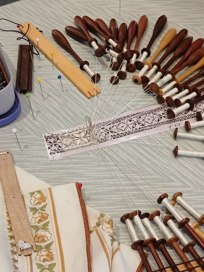 Découvrez une exposition autour de la dentelle · photo 1