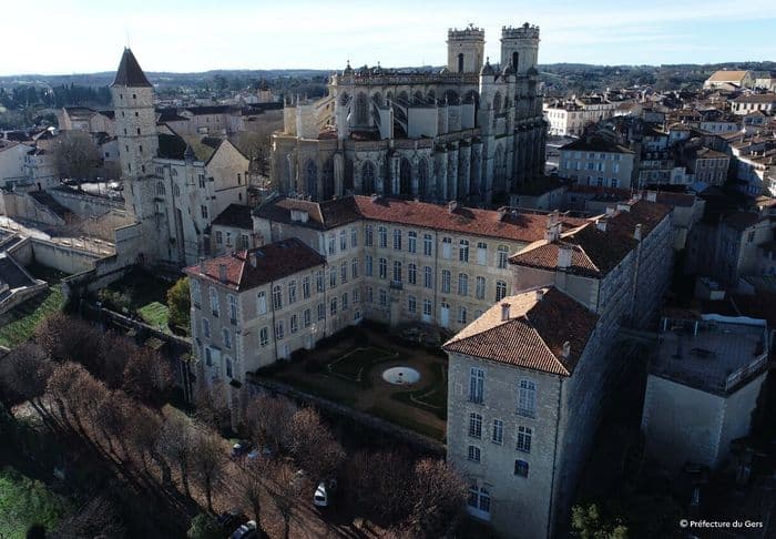 Visite commentée de la Préfecture du Gers · photo 1