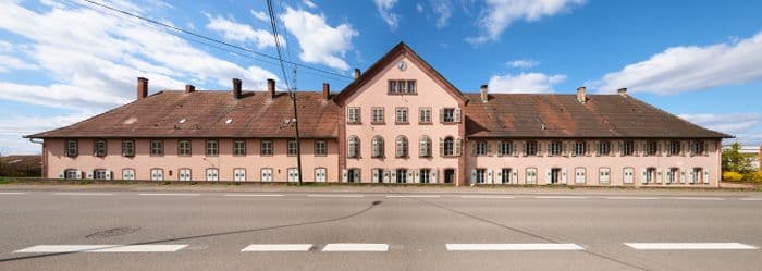 Visite commentée de l’exposition « habitat industriel au pays de Niederbronn-les-Bains : de la maison ouvrière au châtea · photo 1