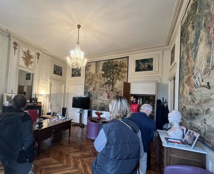 Visite de l'Hôtel d'Orcet, sous-préfecture · photo 1