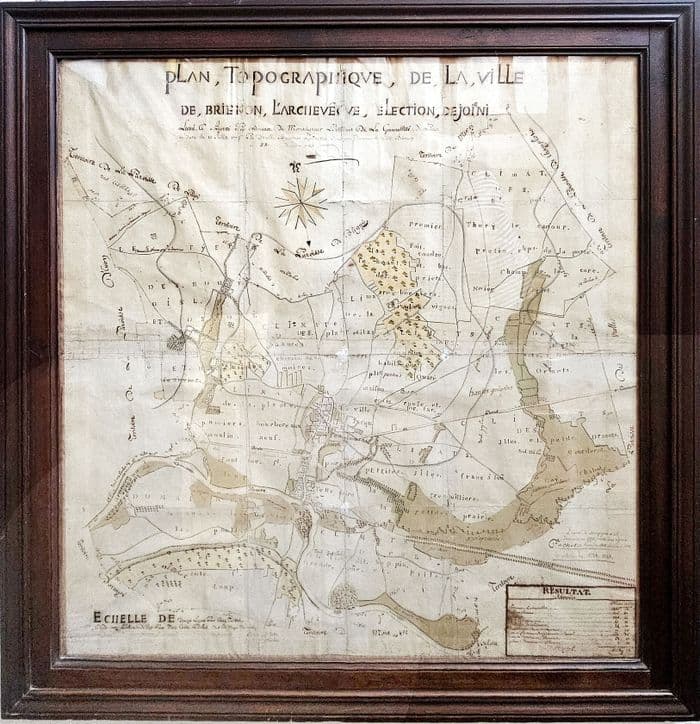Expositions à la médiathèque de Brienon sur Armançon: L' Esprit des lumières, se libérer/Captifs/ Plan de la ville en 17 · photo 1
