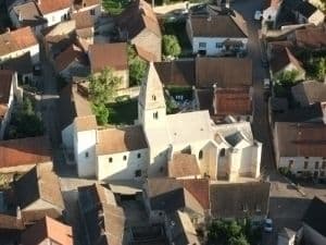 Visite libre et commentée de l'église de Saint-Aubin et des pierres remarquables des maisons environnantes · photo 1