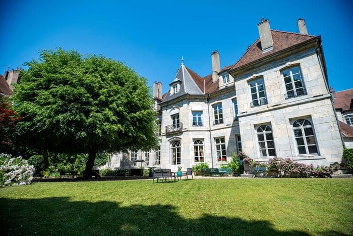 Visite de l'Hôtel Grand Quartier Général de Clévans - Patrimoine Militaire · photo 1