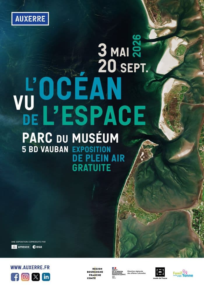 Exposition de plein air L'océan vu de l'espace · photo 1