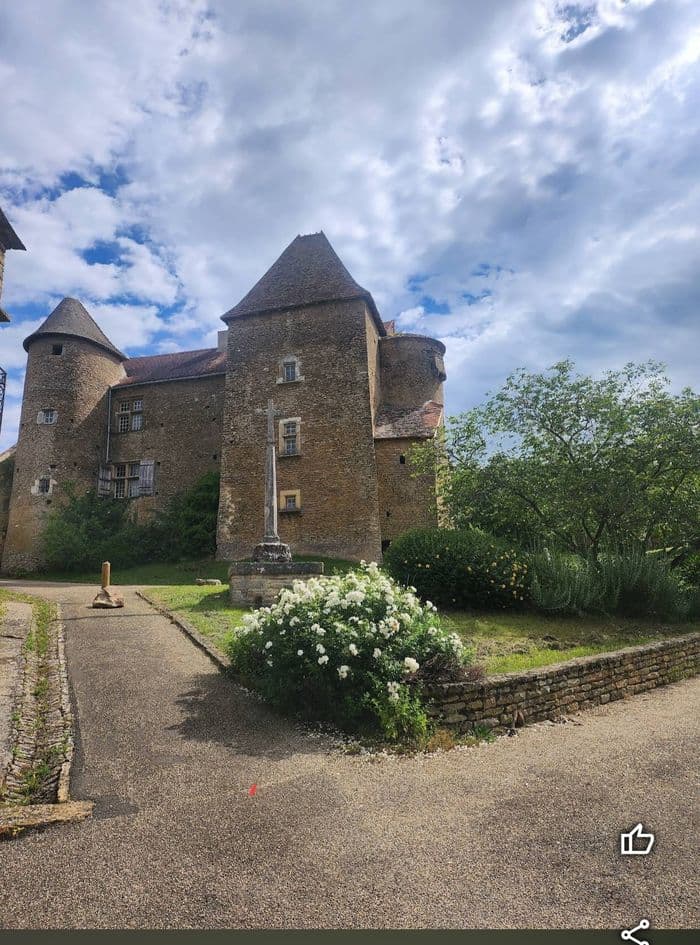 Découvrez le Château Pontus de Tyard · photo 1