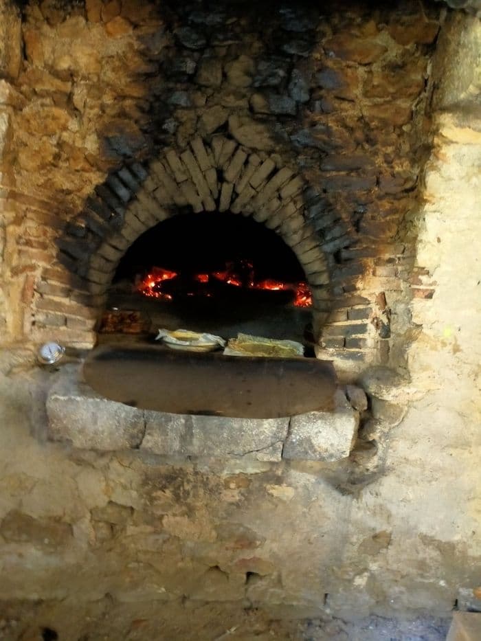 Visite libre d'un pigeonnier et mise en chauffe d'un four à pain · photo 1