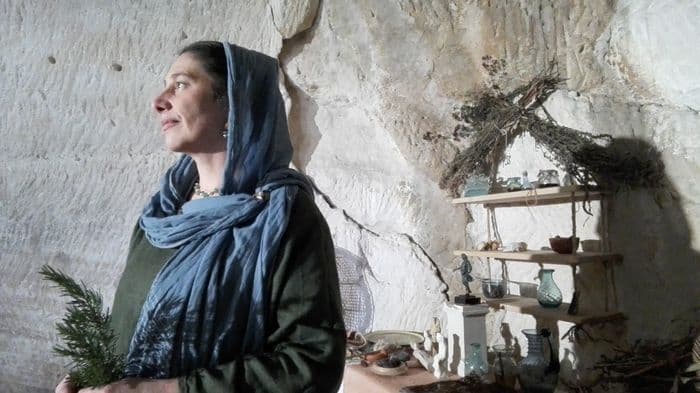 Théâtre : Dis'Cours d'Histoire ! par la compagnie de la Lune d'ambre · photo 1
