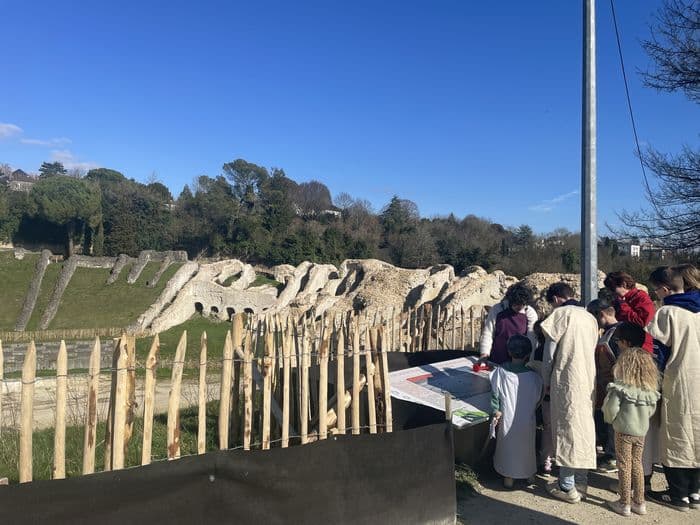 Parcours en autonomie : les XII travaux de l'amphithéâtre · photo 1