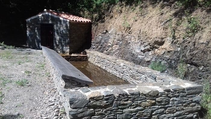 Visite libre des fontaines de la Minerie et du Lavarie avec son lavoir · photo 1