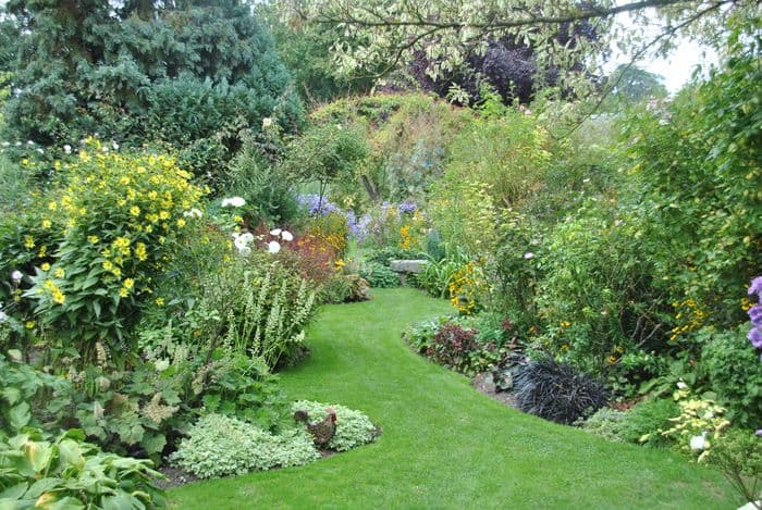 Visite libre du jardin personnel d'André Eve et vente de vivaces · photo 1