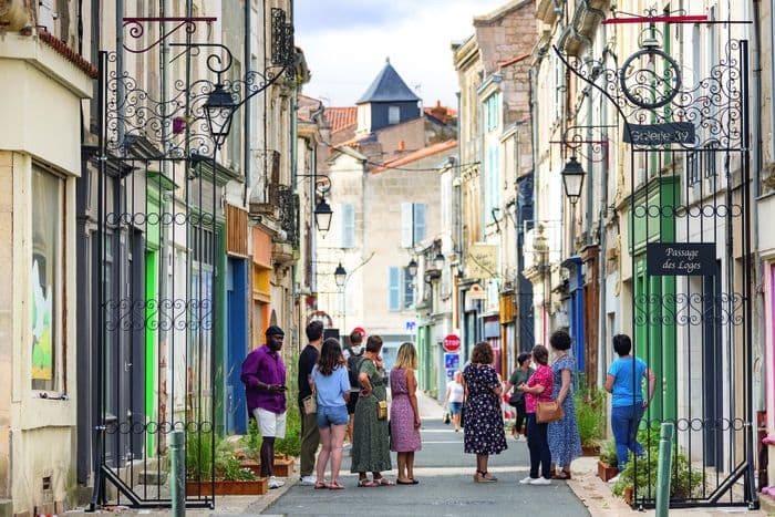 Découverte de la rue des Loges · photo 1