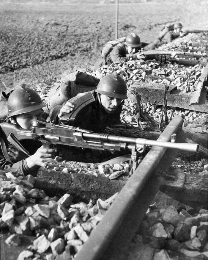 Jean-Gabriel Séruzier, photographe-reporter durant la 
Seconde Guerre mondiale · photo 1