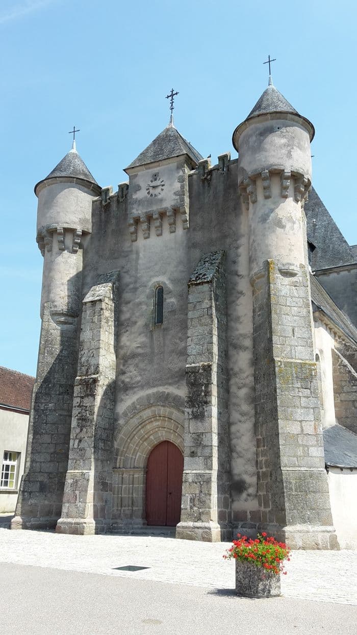 Église fortifiée · photo 1