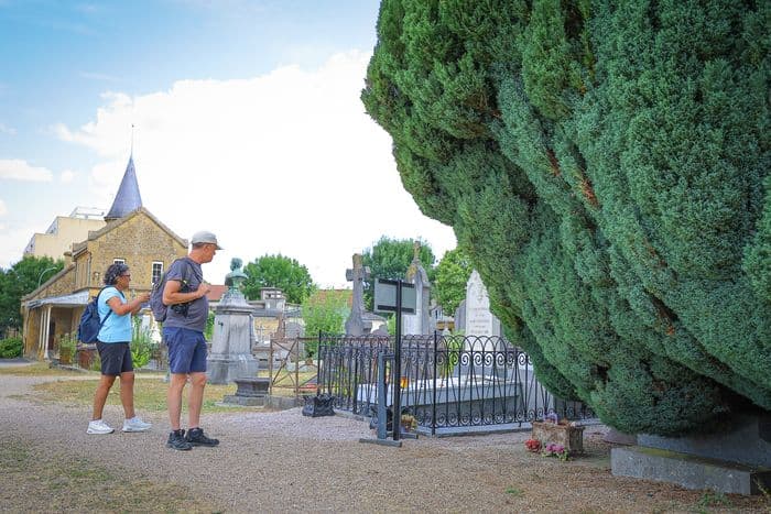 Rencontre avec les illustres de Charleville-Mézières : le cimetière Boutet · photo 1