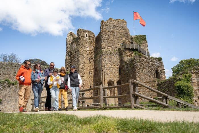 Visites guidées du château de Talmont · photo 1
