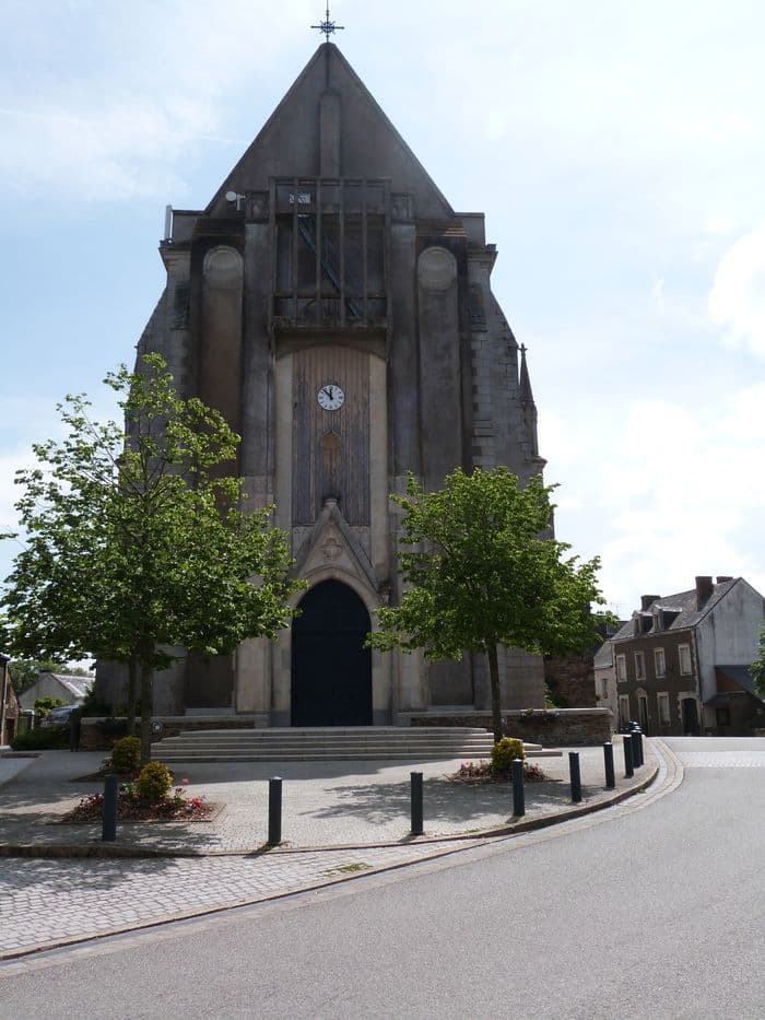 Église Saint-Pierre et Saint-Paul et exposition de faïences · photo 1