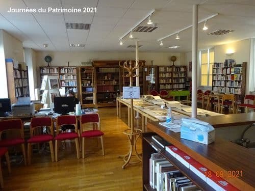 Visite et découverte du fonds ancien de la bibliothèque de Thury · photo 1
