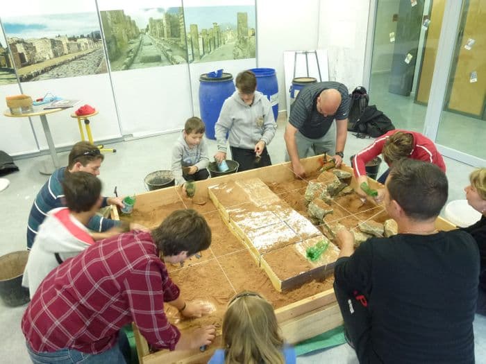Atelier d'initiation aux techniques de fouilles · photo 1