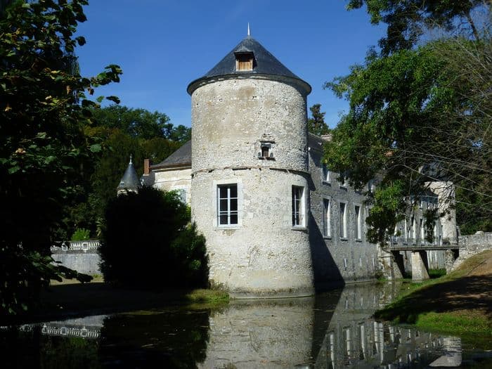 Château de Monteaux et Moulin de Giesvres, Chapelle. Visite du Parc: Moulin et Chapelle sont ouverts au public. · photo 1