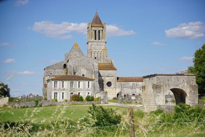 Visite guidée de l’abbaye de Sablonceaux · photo 1