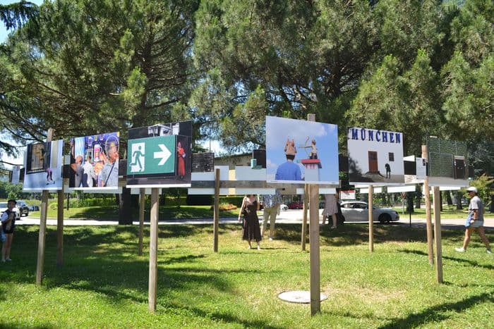 Visite découverte des photos du Festival Photo de Montmélian · photo 1