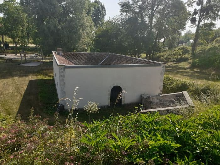 Visite du lavoir de Courgis · photo 1