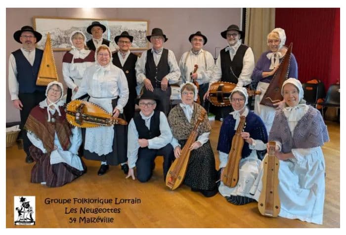 Spectacle de danses traditionnelles lorraines par "Les Neugeottes" · photo 1