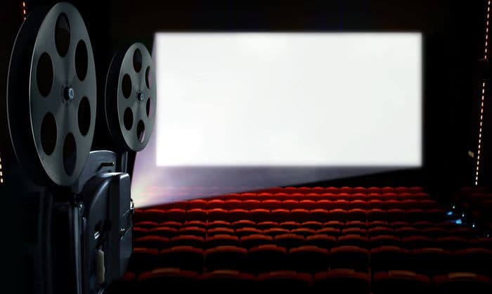 Visite guidée d'une cabine de projection de cinéma · photo 1
